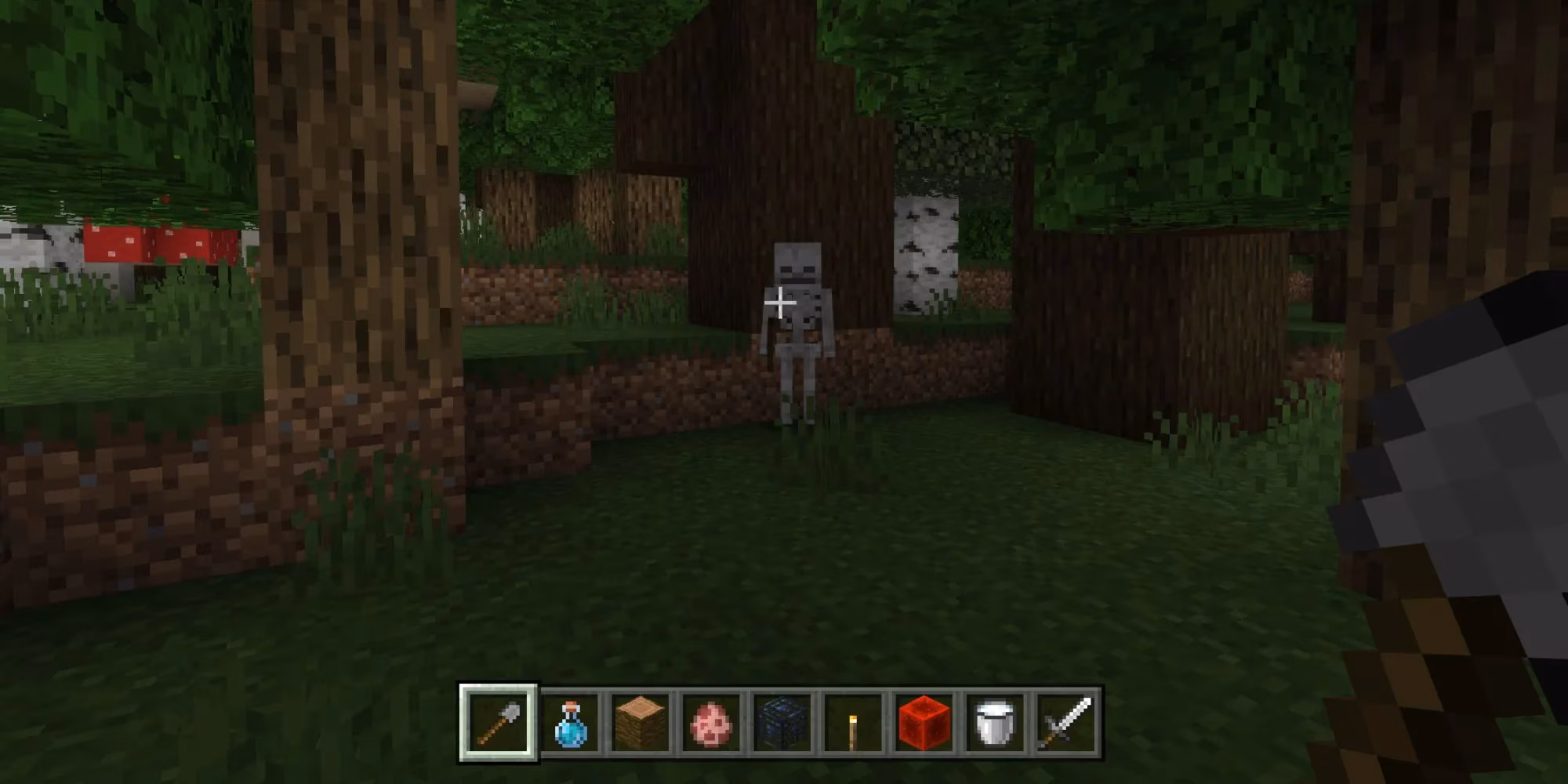 minecraft-s-most-underrated-weapons-in-2026-shovels-snowballs-and-sneaky-tricks-image-1