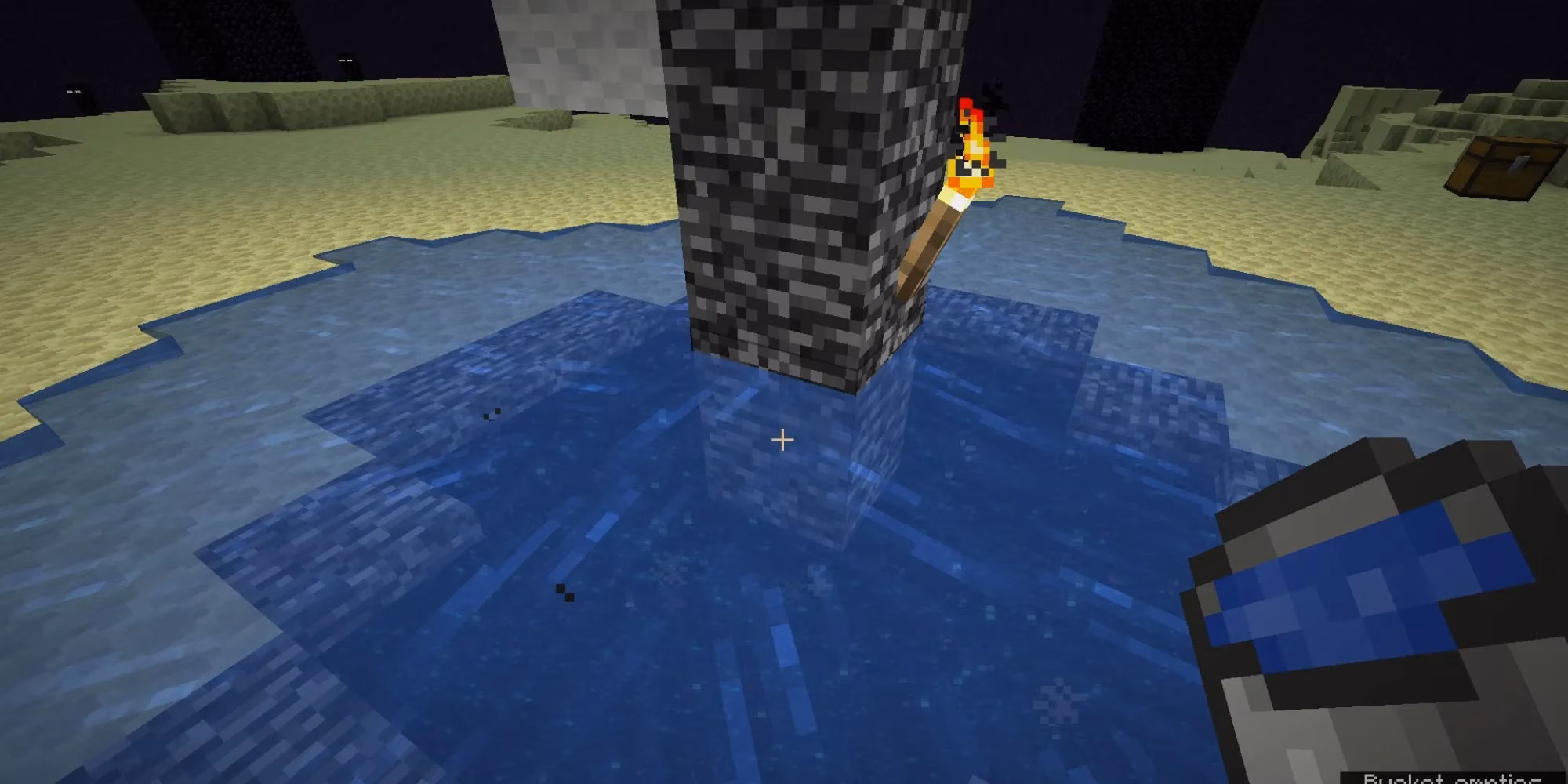 minecraft-s-most-underrated-weapons-in-2026-shovels-snowballs-and-sneaky-tricks-image-3